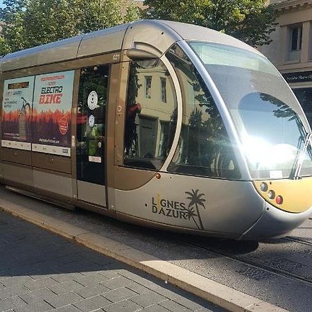New Cheap Private Room, Kitchen , Overwieuw Sea,Tram On Spot, 12 Minutes From Nice Train Station With Tram , Beach In 17 Min Tram , Chambre Privee Pas Cher, Cuisine Equipee , Tram Sur Place, Apercu Mer, 12 Min De La Gare De Nice Avec Le Tram, 17 Min Exterior photo